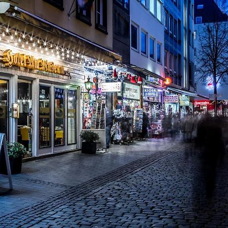 ホテル アム ムゼウム ケルン エクステリア 写真